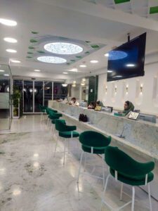 آزمایشگاه عماد طرف قرارداد با بیمه تکمیلی